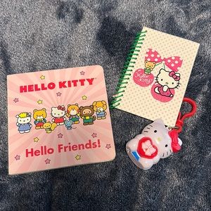 Hello Kitty 3 Items. Notebook, board book & clip toy 👋😻